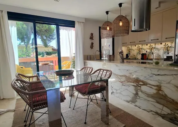 Chambao Cabopino Apartment