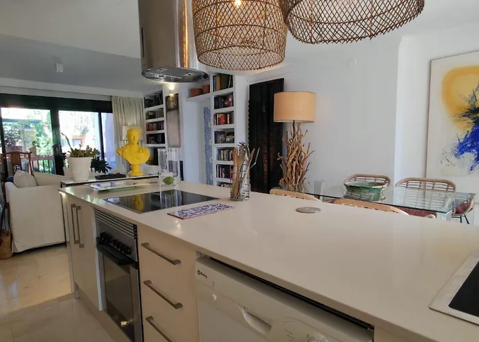 アパート Chambao Cabopino マルベーリャ