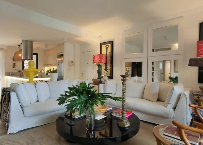 Chambao Cabopino アパート マルベーリャ